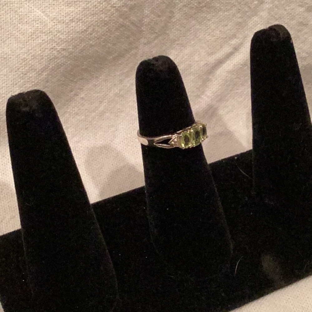 Peridot Ring - image 3